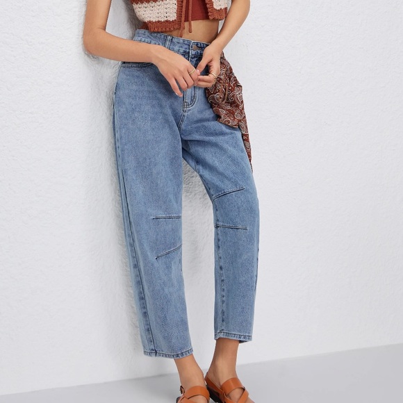 Mid rise pocket barrel leg jeans - Picture 9 of 10